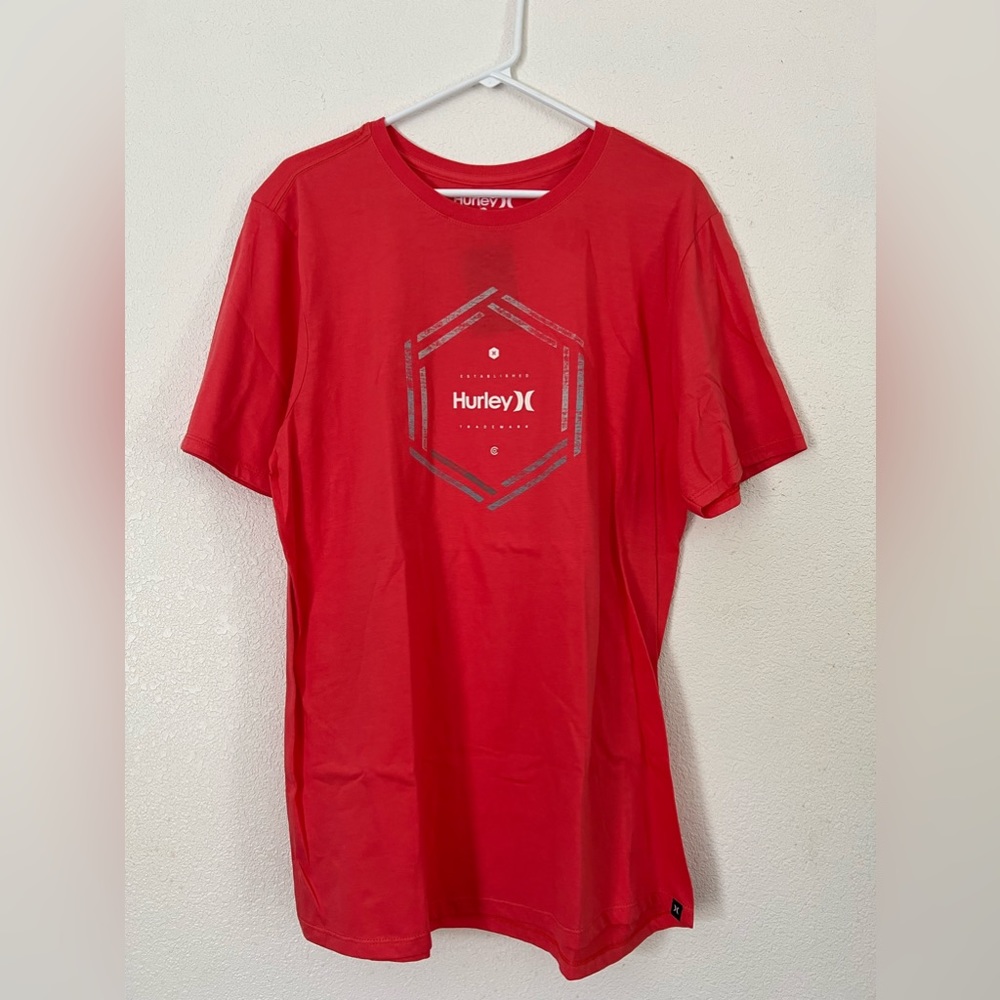 Hurley men’s tshirt BNWT